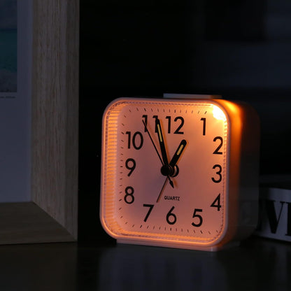 Small Analog Alarm Clock Battery Operated, Travel Silent with No Ticking Analog Quartz Snooze, Light